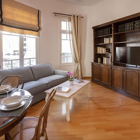 Neoclassical Apartment Close To Syntagma-Plaka By Ghh Ateny Zewnętrze zdjęcie