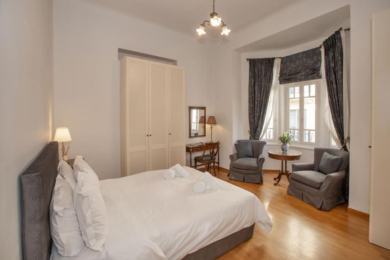 Neoclassical Apartment Close To Syntagma-Plaka By Ghh Ateny Zewnętrze zdjęcie